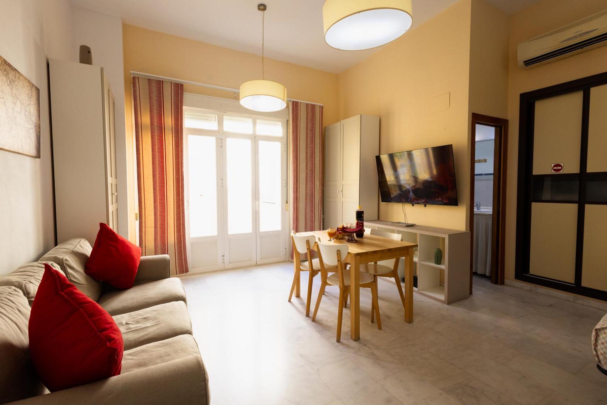 Apartamento Acogedor En Triana Seville Luaran gambar