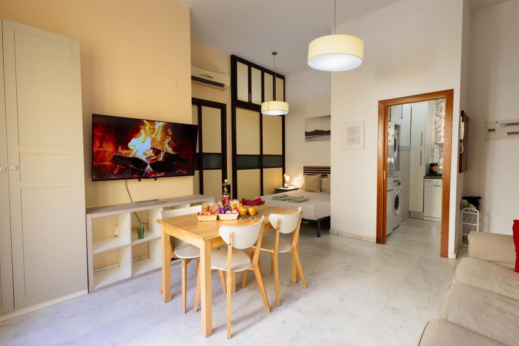 Apartamento Acogedor En Triana Seville Luaran gambar